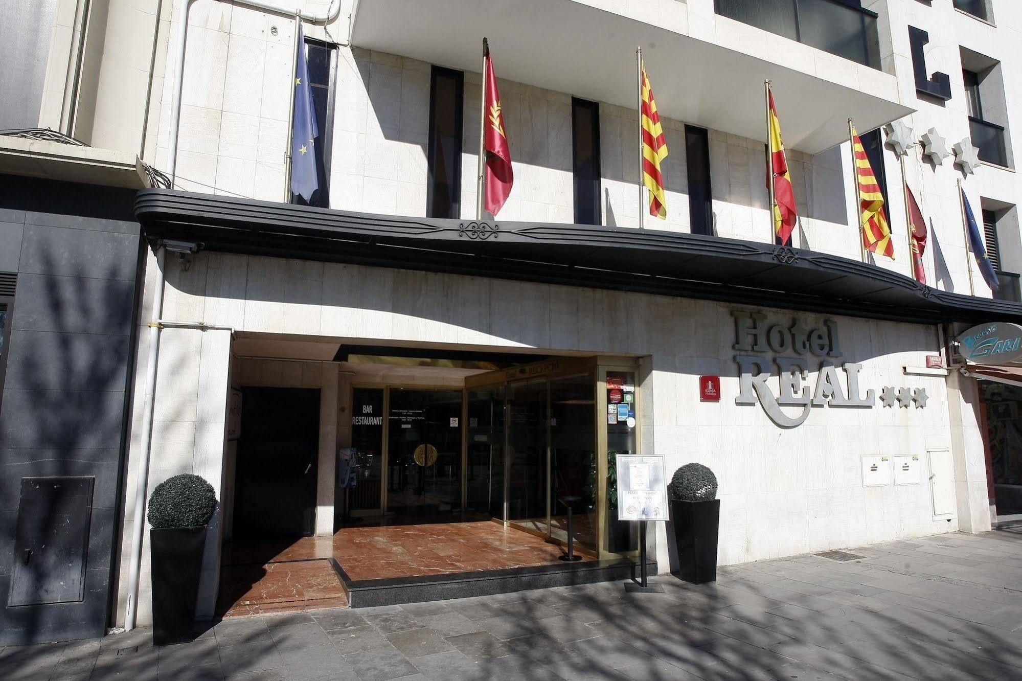 Hotel Real Lerida Buitenkant foto